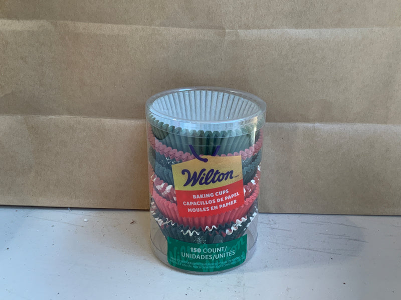 Wilton Christmas Baking Cups 150 Pack