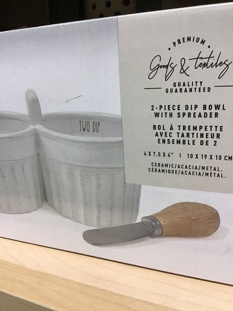 Two Piece Dip Bowl With Spreader