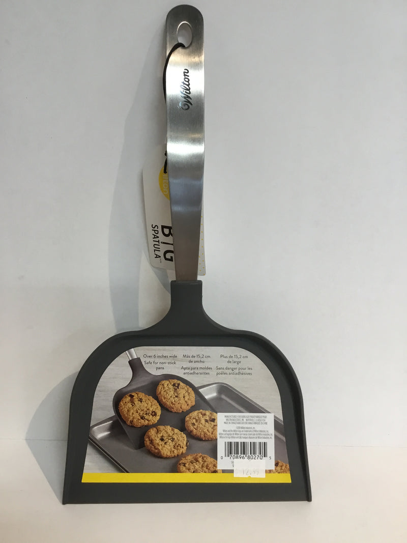 Wilton Really Big Spatula